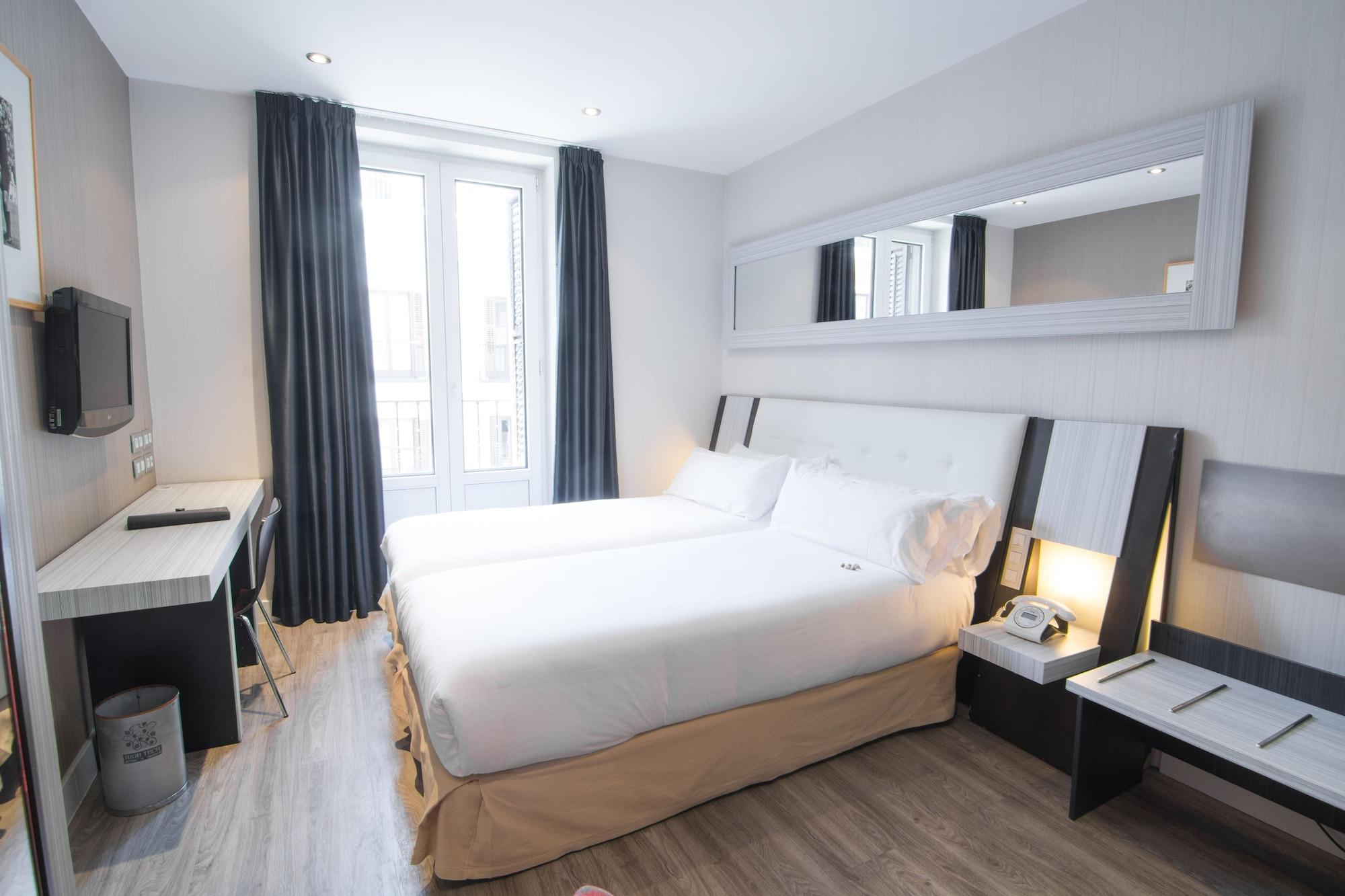 Petit Palace Arenal Madrid Ngoại thất bức ảnh