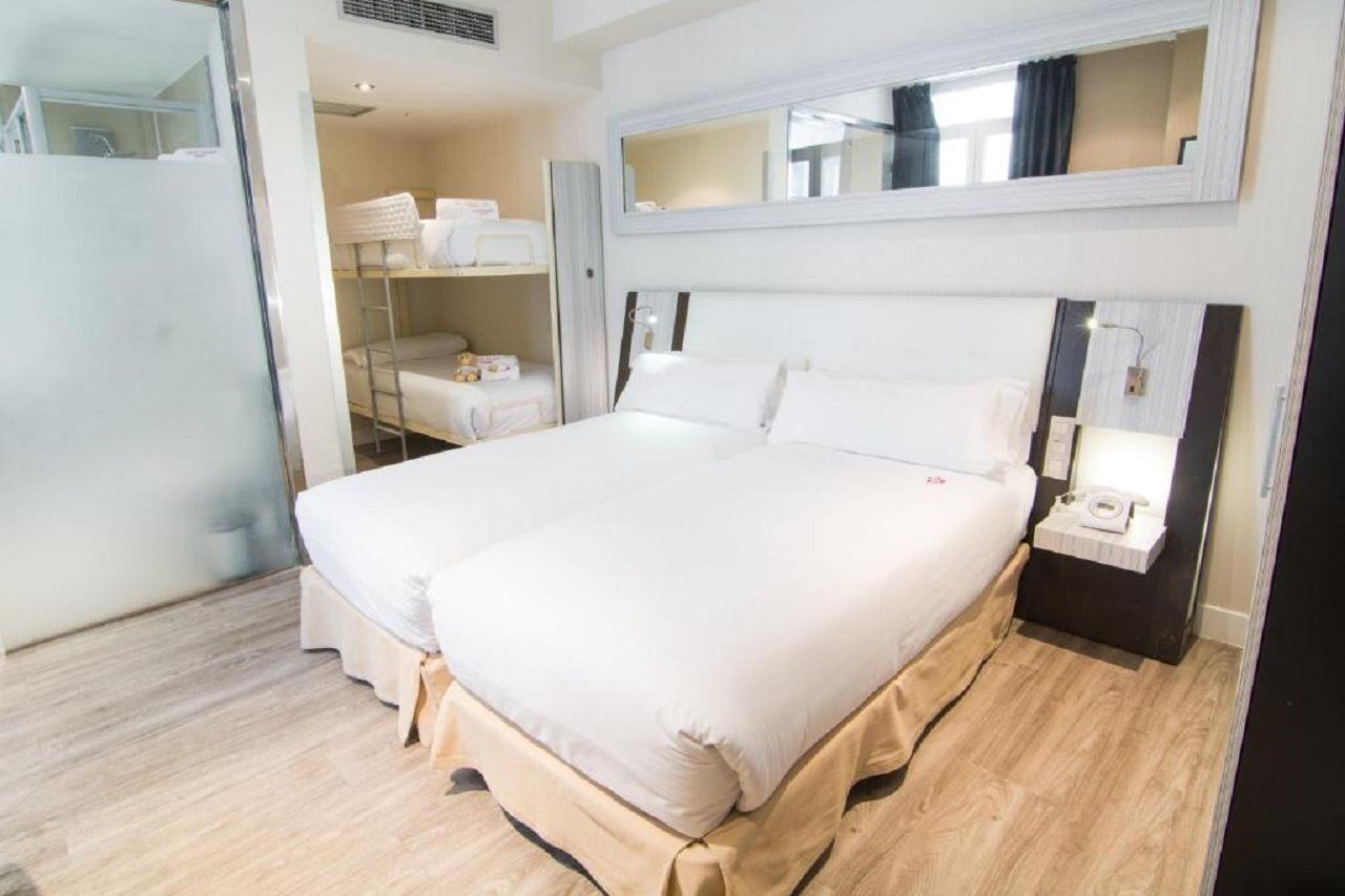 Petit Palace Arenal Madrid Ngoại thất bức ảnh